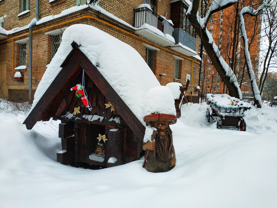 * * * - Андрей Лукьянов