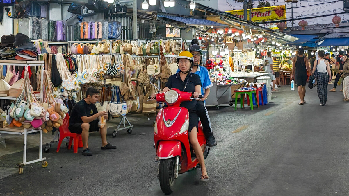 Ночной рынок - Dmitry i Mary S