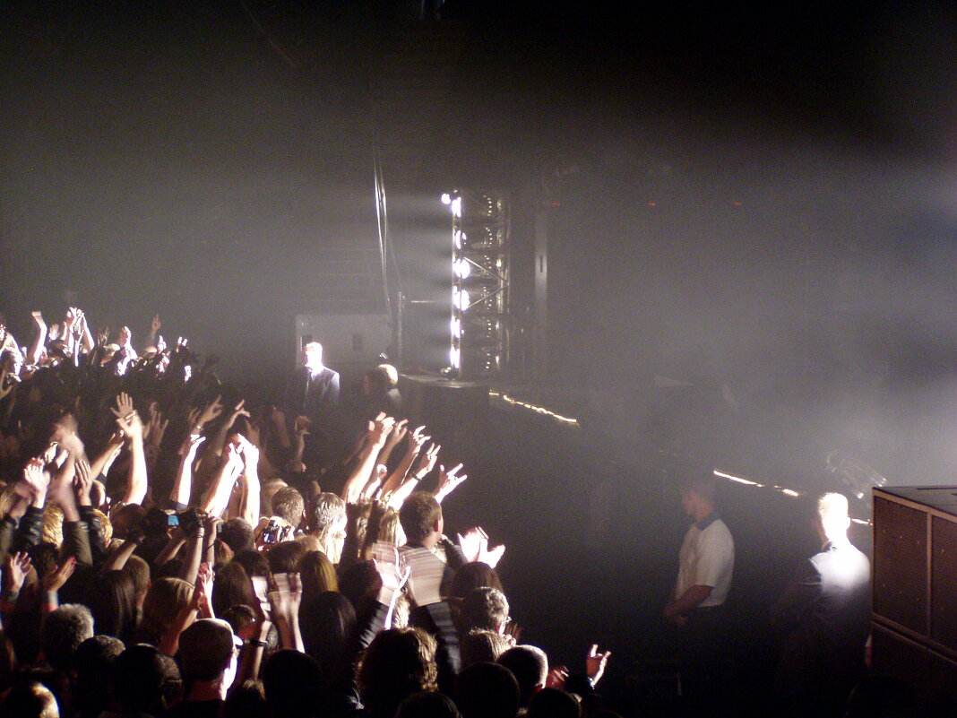 DZZY в СПБ... - vadim 