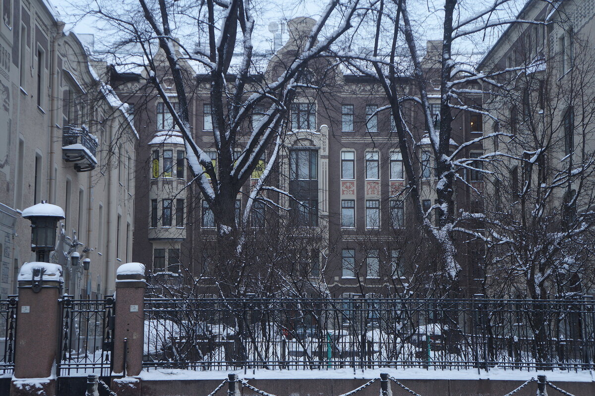 Доходный дом И.Б. Лидваль / арх. Ф.И. Лидваль / модерн / 1899-1904 - zavitok *