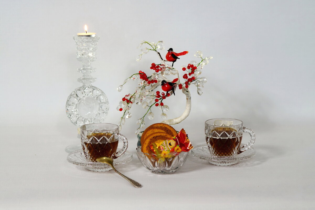 Чаепитие - Юрий Шувалов