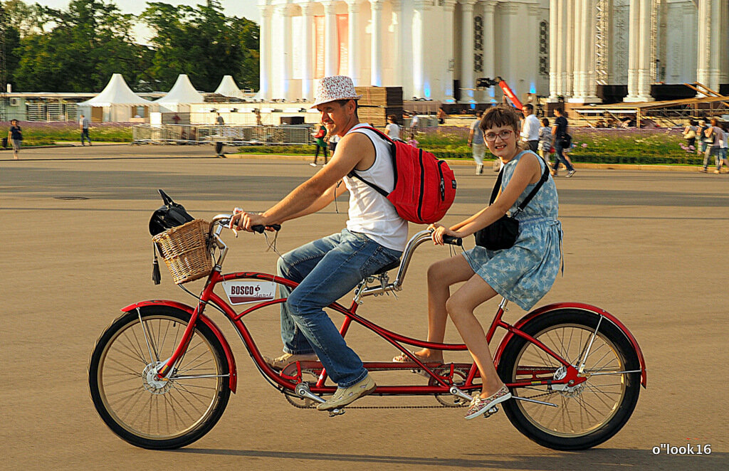 один на двоих - Олег Лукьянов один на двоих - Олег Лукьянов