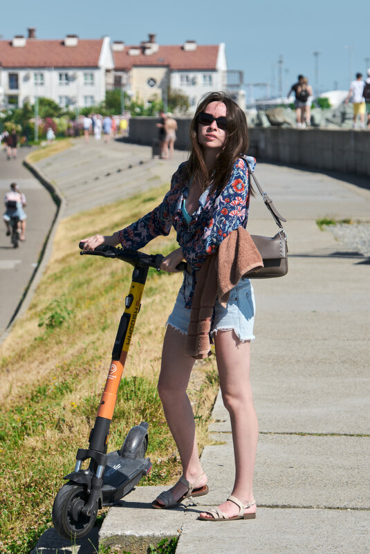 ... - Иван Державин