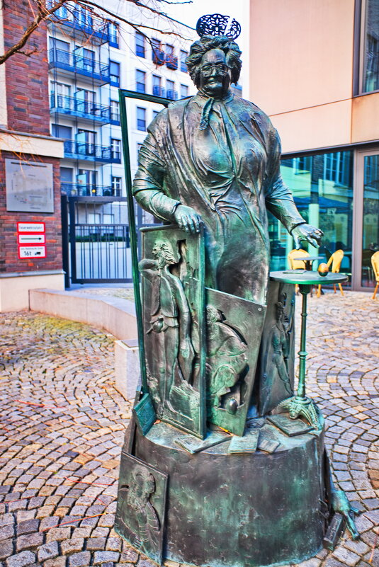 **** - Witalij Löwin