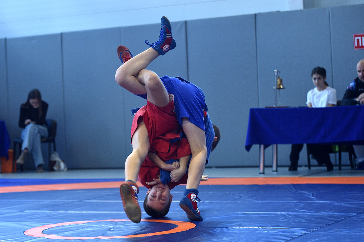 Опасный момент! - Александр Гриднев