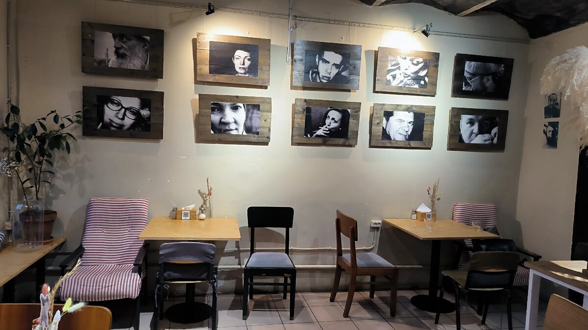 Вмкафе-баре ПРЯШКА - Ольга 