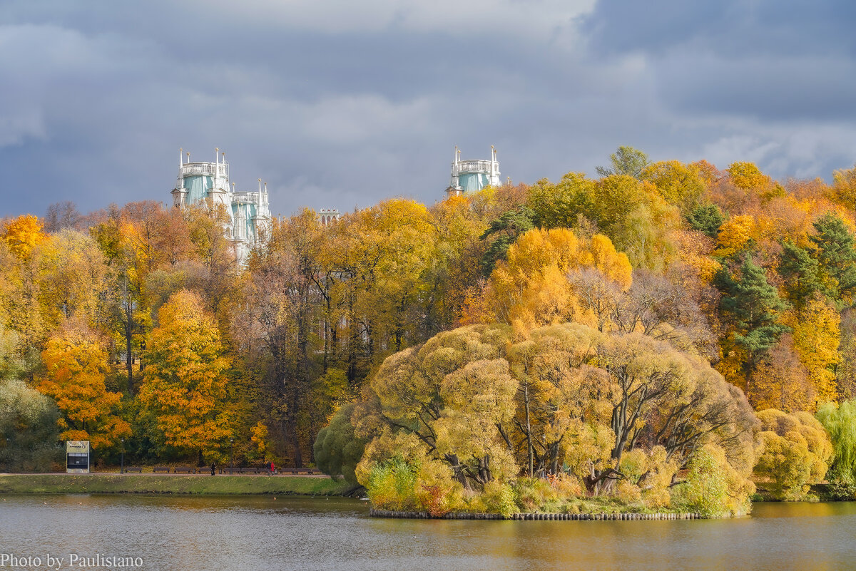 Октябрь в Царицыно... - Владимир Жданов
