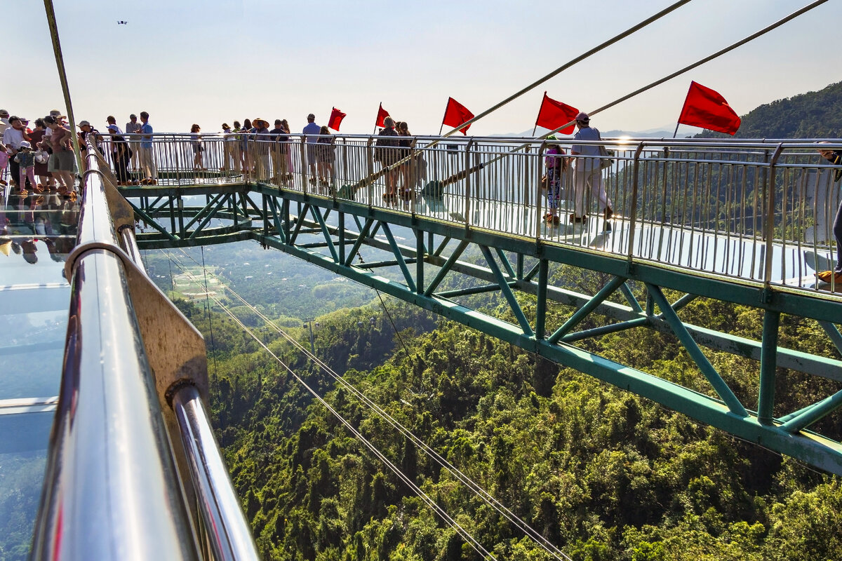 Стеклянный мост.  о. Хайнань - LudMila 