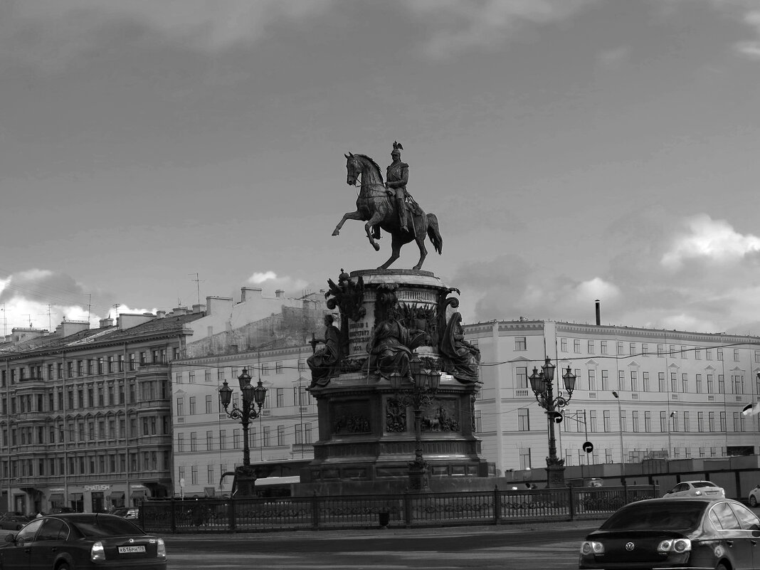 Памятник Николаю 1 - Наталья 