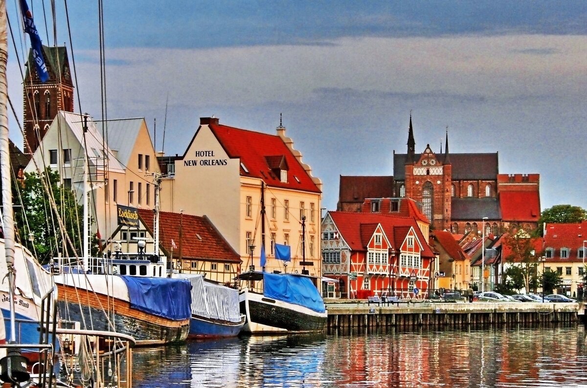 Прогулки по  старому городу - В.И 