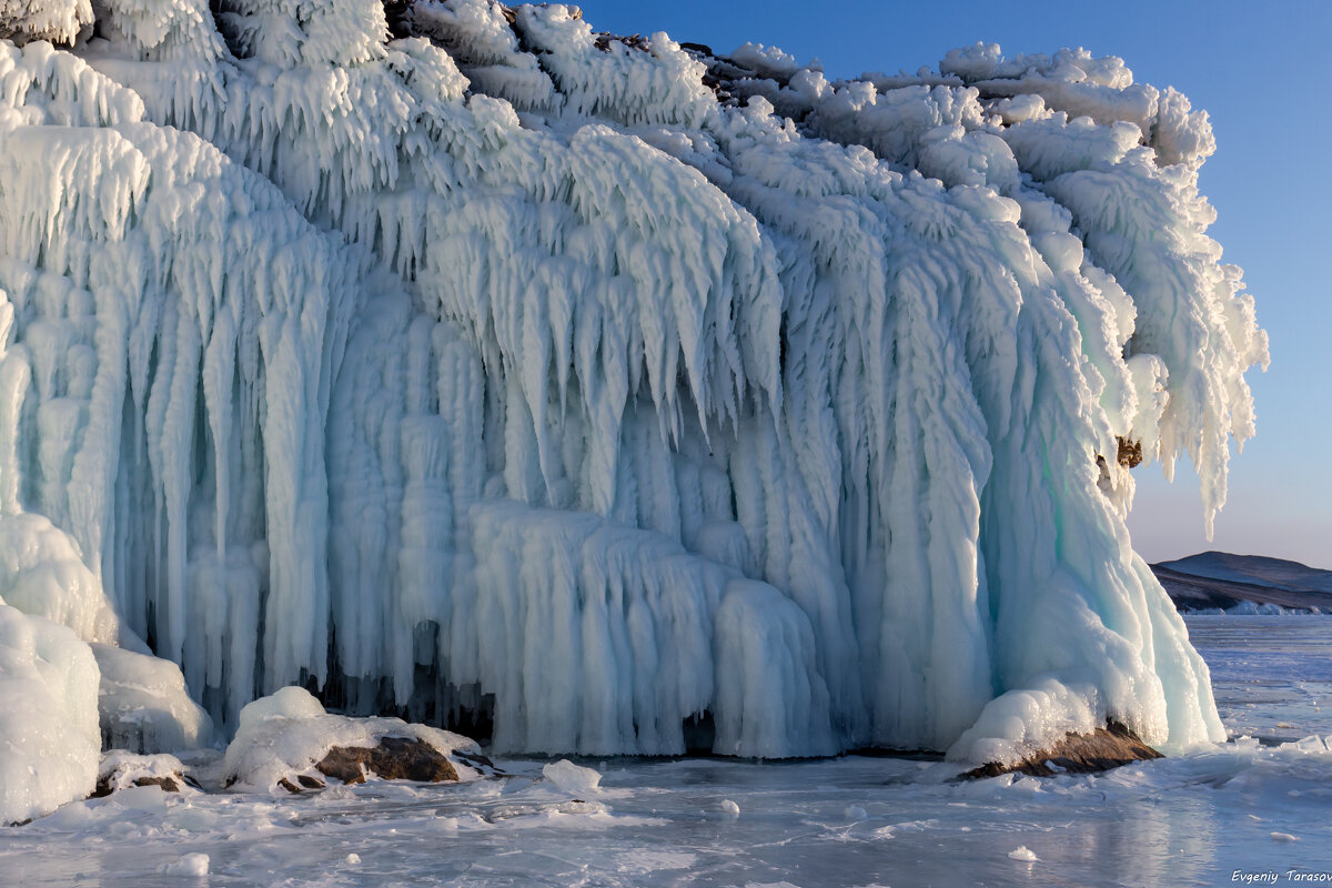 Перья - Евгений Тарасов Перья - Евгений Тарасов