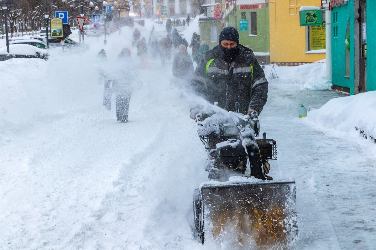 *** - Анатолий. Chesnavik.