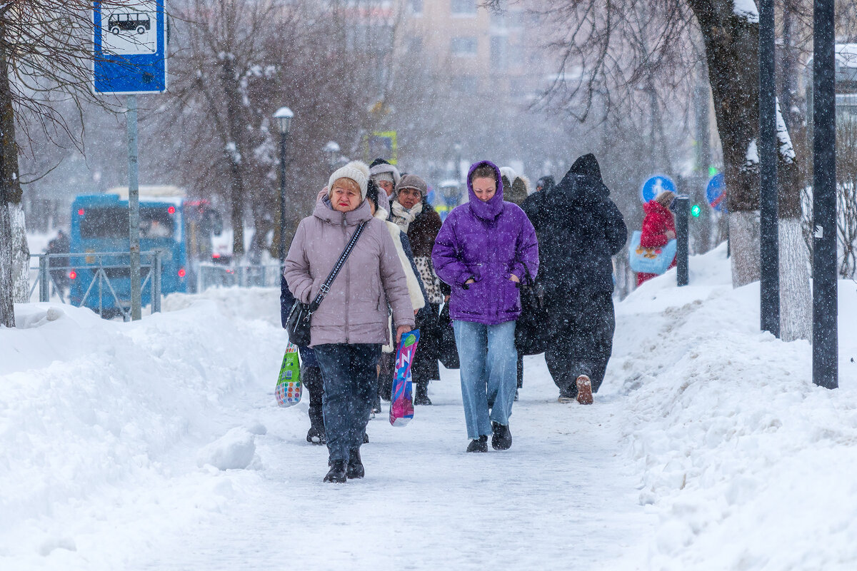 А снег идёт, идёт, идёт. - Анатолий. Chesnavik.