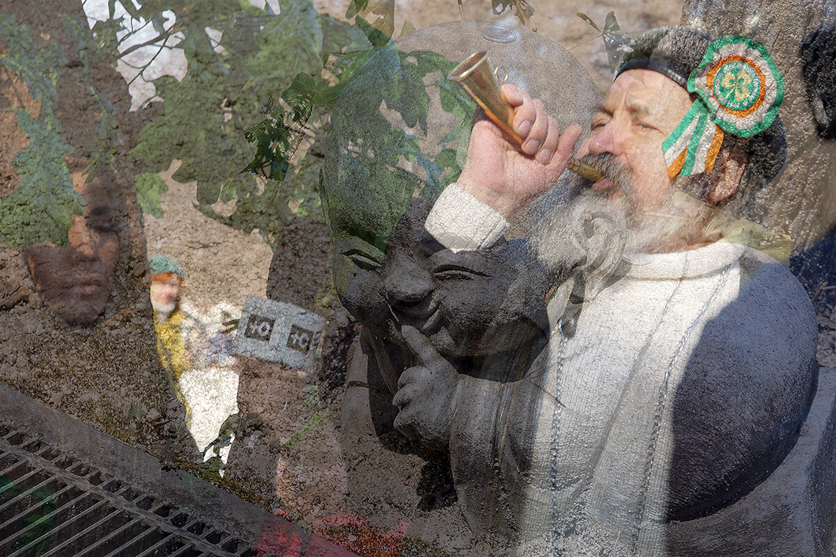 Как у нас в садочке... - Yury Mironov Как у нас в садочке... - Yury Mironov