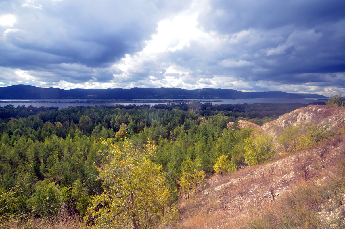 вид с горы - Константин Трапезников
