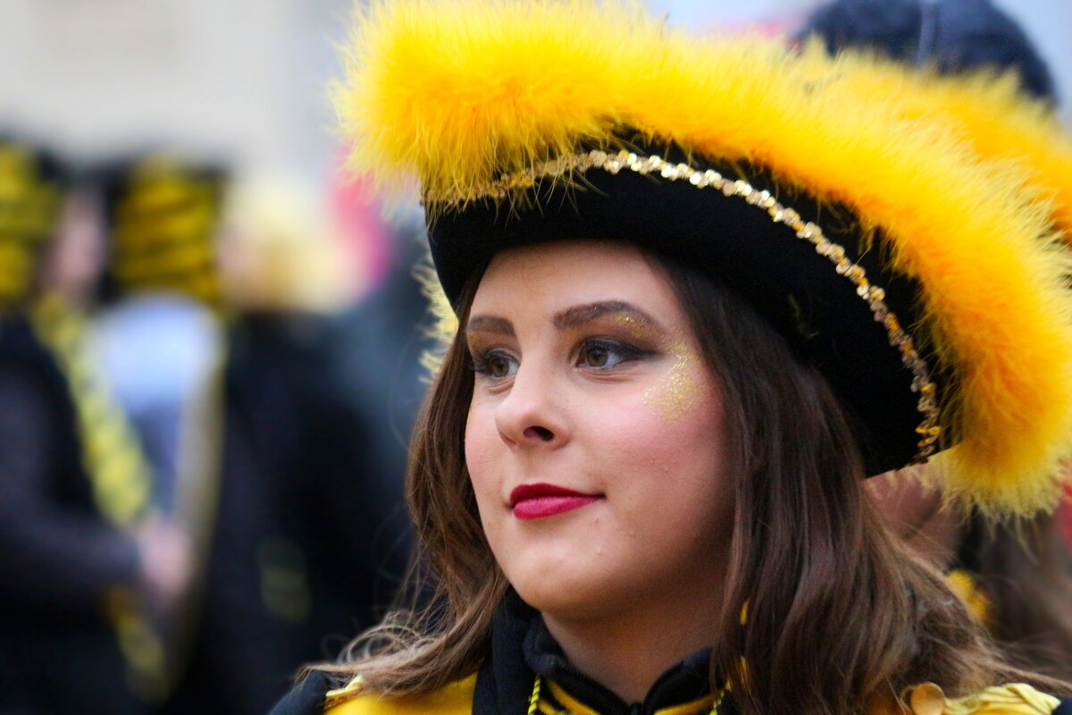 Ах,карнавал,карнавал.. - Юрий. Шмаков Ах,карнавал,карнавал.. - Юрий. Шмаков