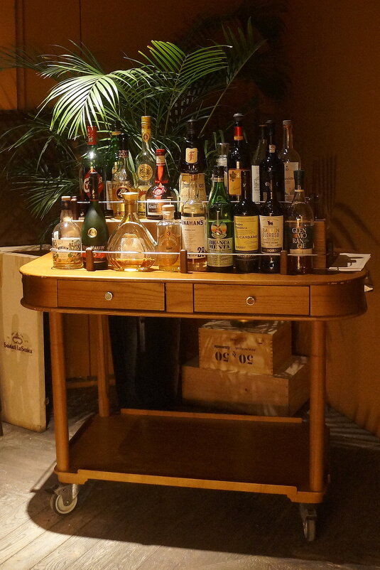 ресторан Alice Garden - zavitok * ресторан Alice Garden - zavitok *