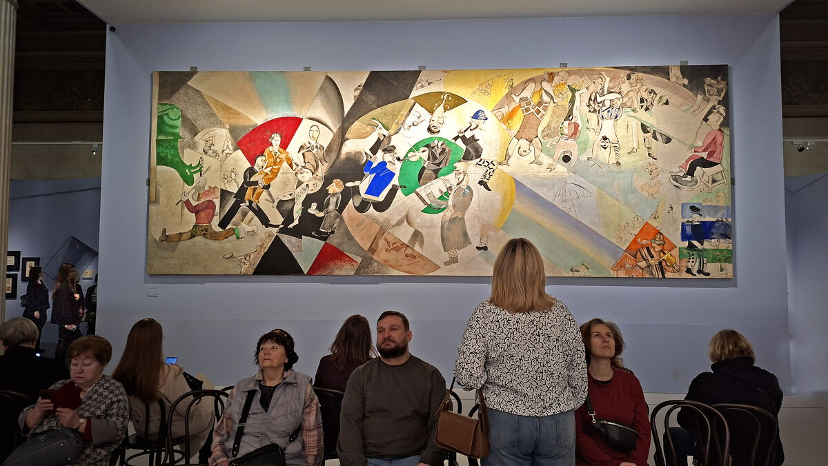 по залам выставки - ИРЭН@ .