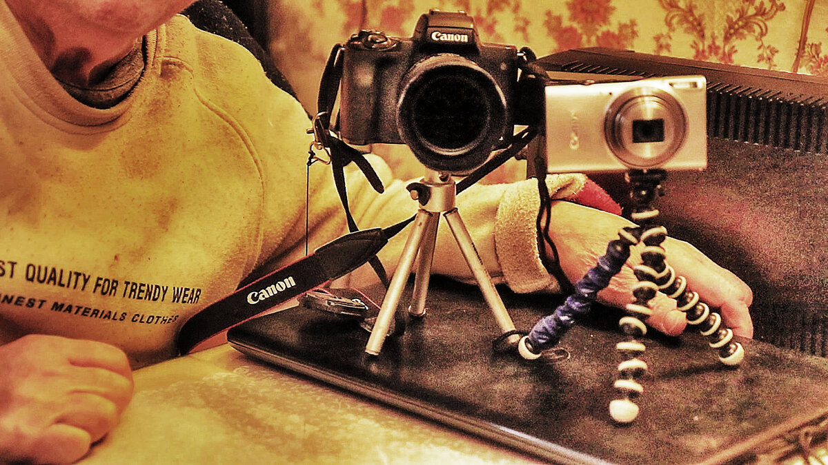 Я c двумя камерами- - Владимир 