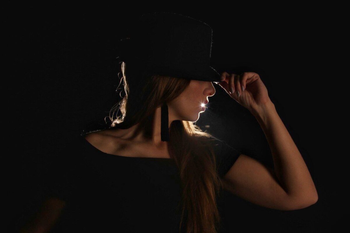 Портрет в низком ключе - Лида Лидина