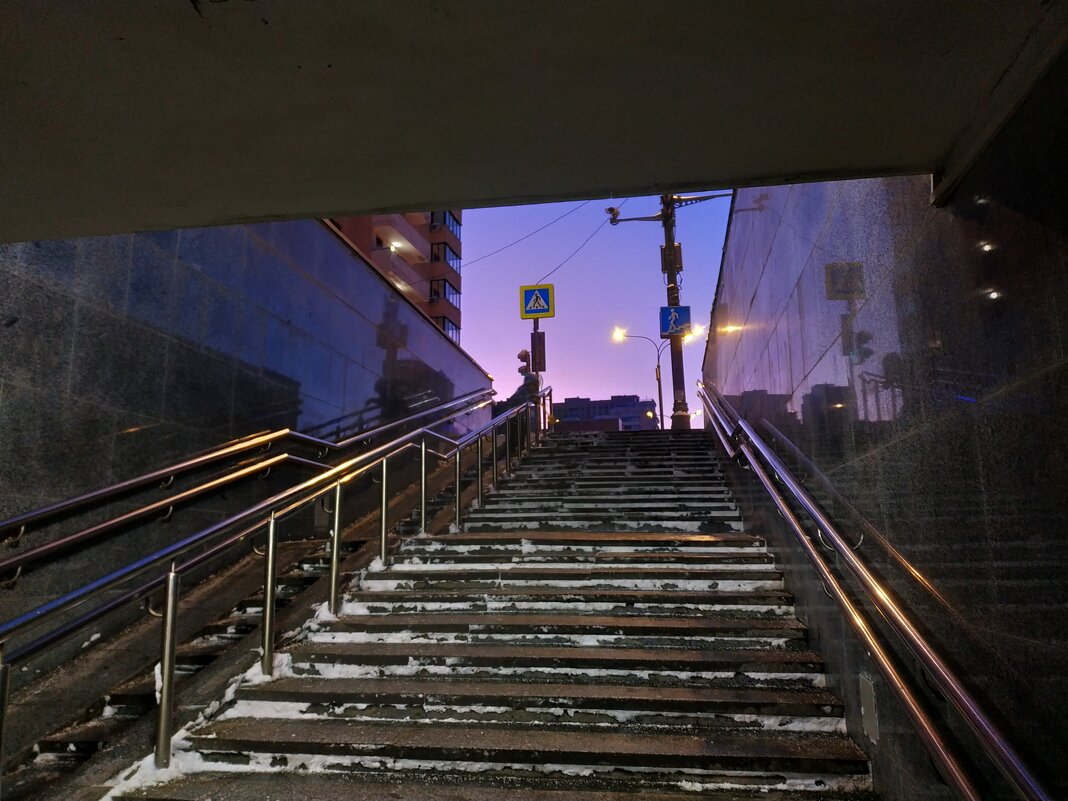 * * * - Андрей Лукьянов