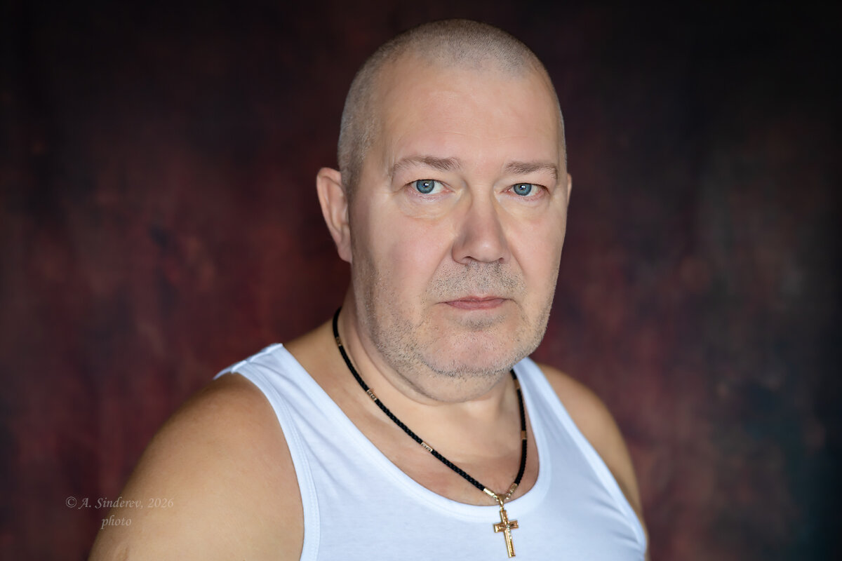 Портрет в майке - Александр Синдерёв