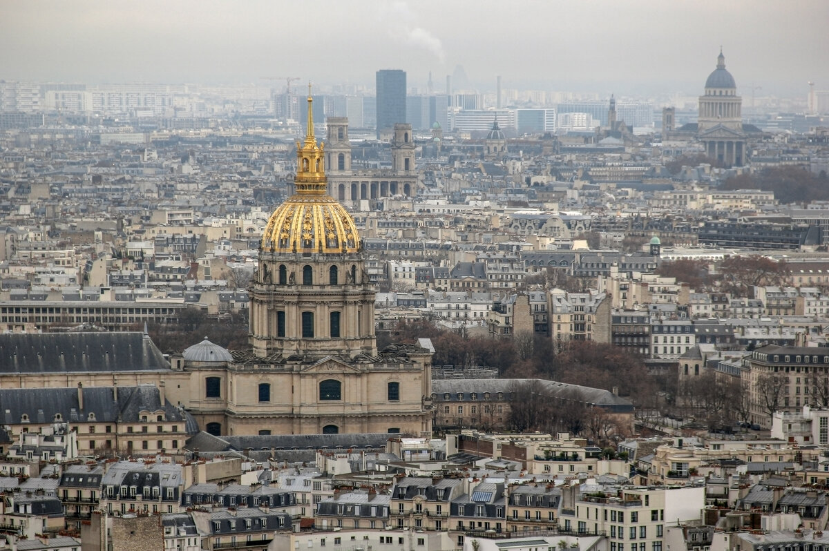 Париж с Эйфелевой башни - skijumper Иванов