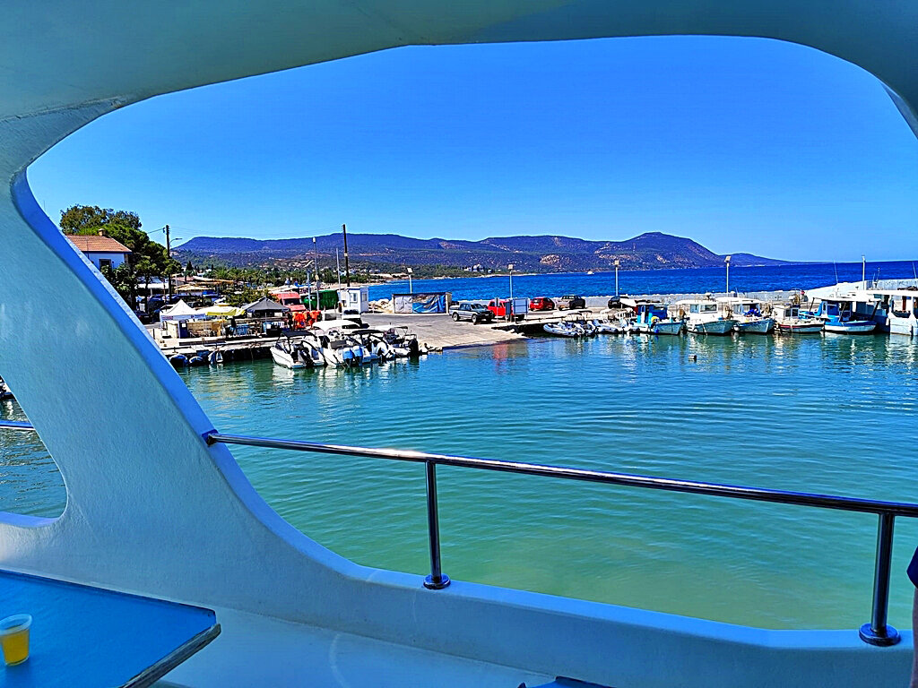 ВИД   С   КАТЕРА - Анатолий Малобродский