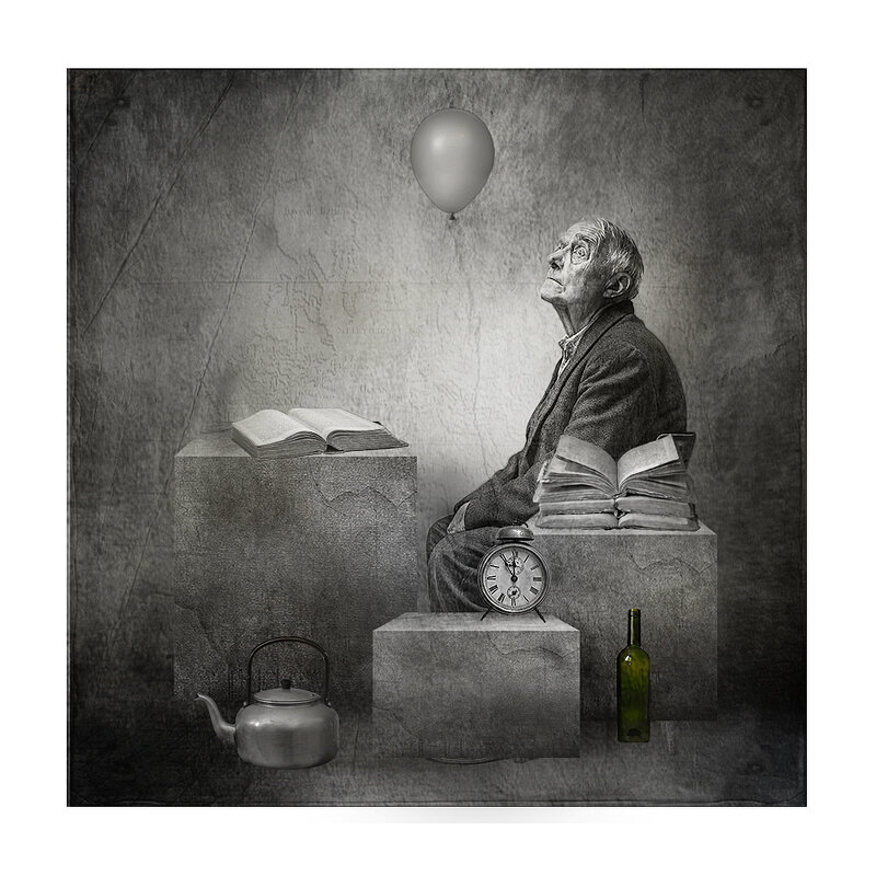 на закате... - старик 