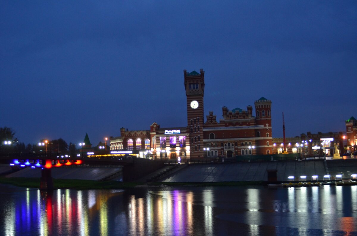 Ночной город - Дмитрий Шароватов