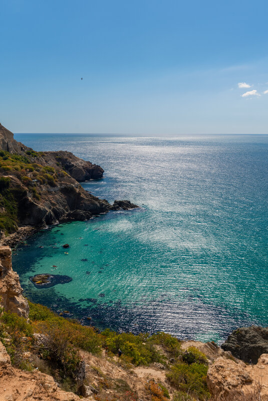 *** - Виталий Емельянов