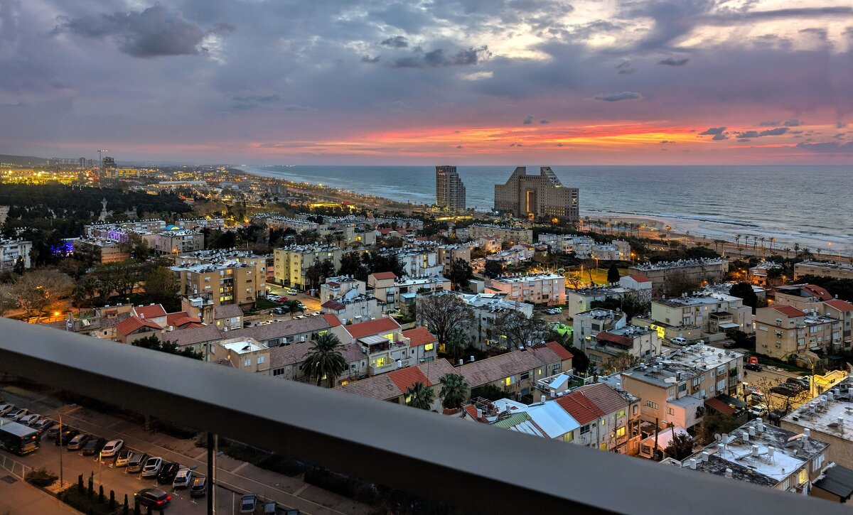 Вечер в Хайфе - Эмиль 