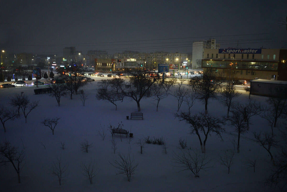 Ночной Актау - Анатолий Чикчирный