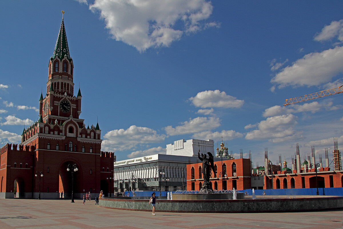 На улицах Йошкар-Олы - MILAV V