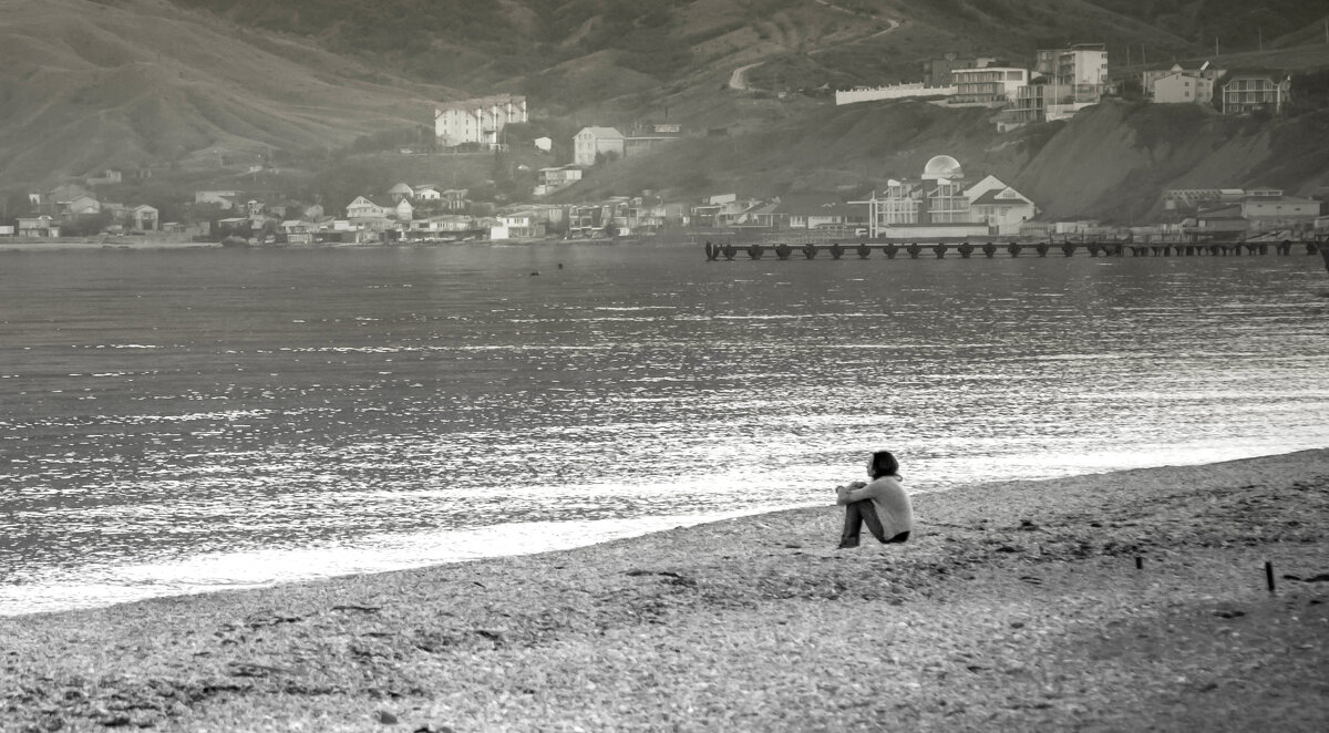 Можно ли быть одинокой рядом с морем.. - Вячеслав Владимирович