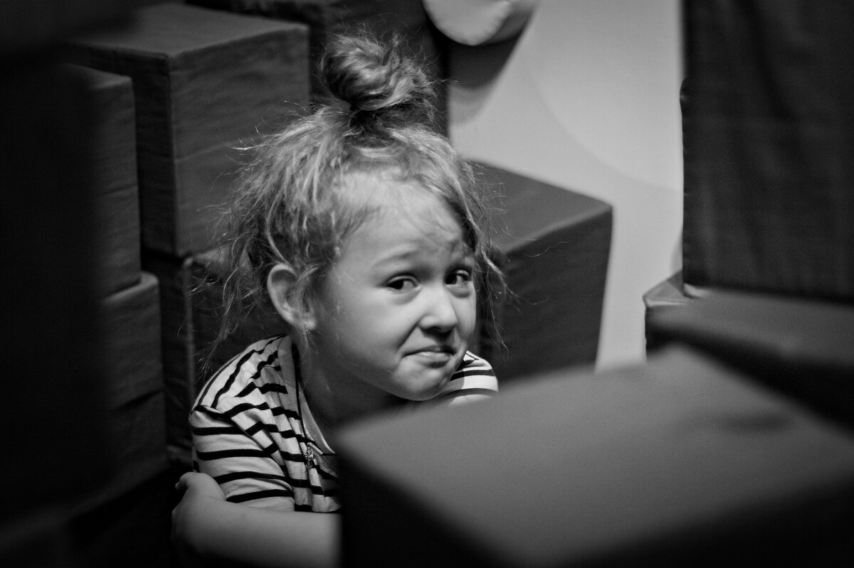 спряталась... - Артём Евтюхов