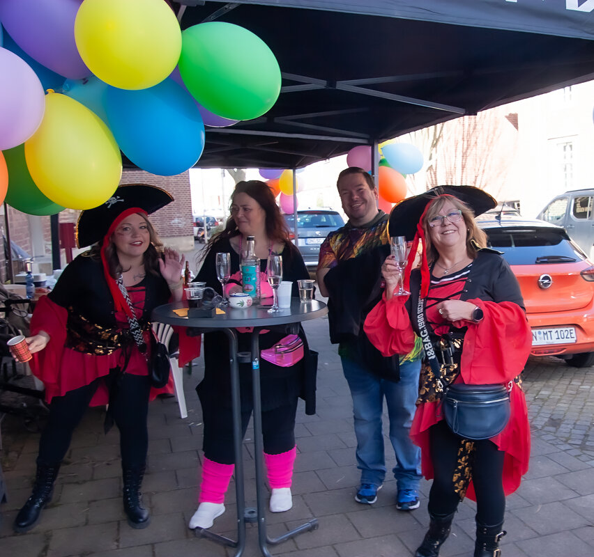 Группа на праздновании карнавала - Valziwa 