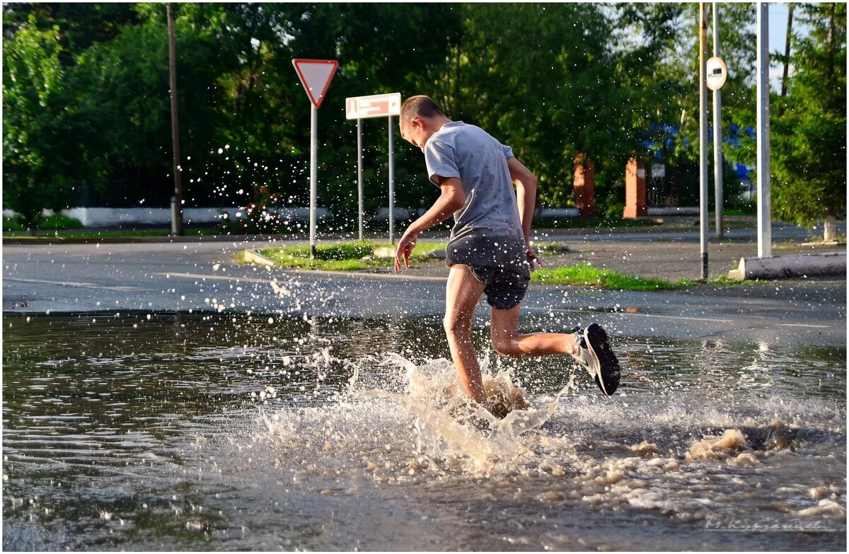 После дождя. - Михаил. 