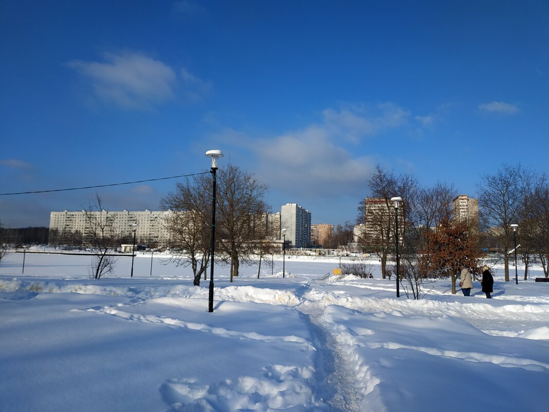 Февраль в Москве - Андрей Лукьянов