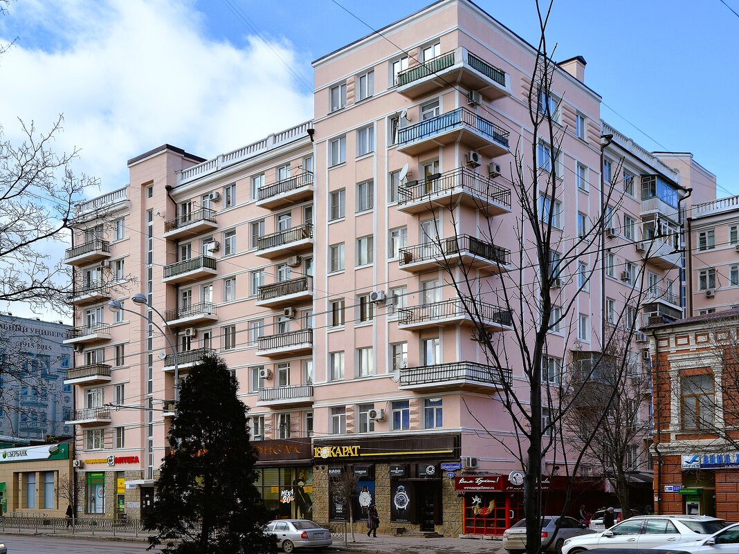 Ростов-на-Дону. Дом по ул. Большой Садовой 111. - Пётр Чернега