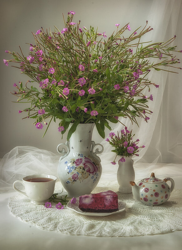 Вкусное чаепитие. - Лилия *