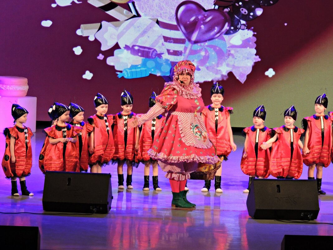 Среди Божьих коровок. - Ната57 Наталья Мамедова