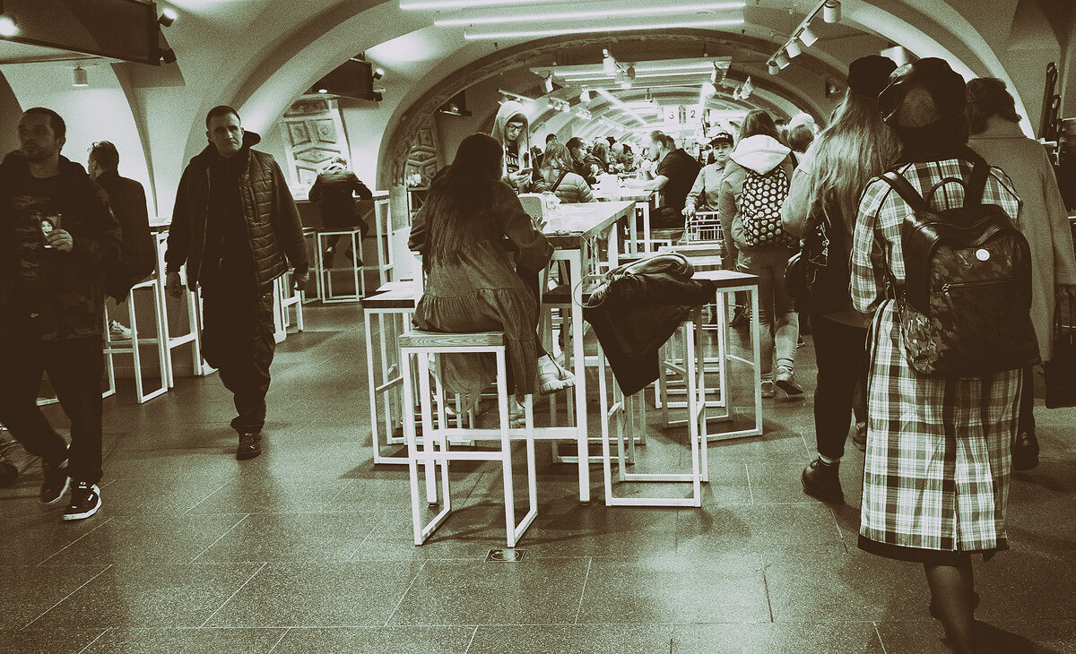 *** - Александр Русинов