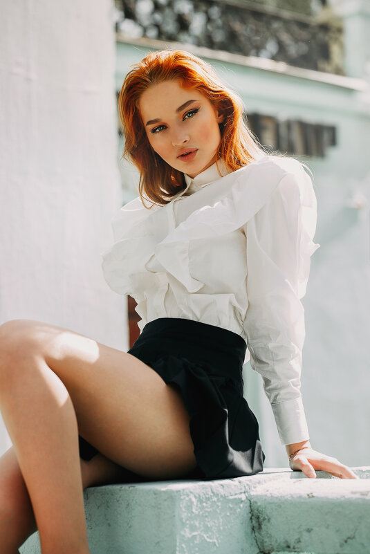 Школьница - Алексей Вирусян