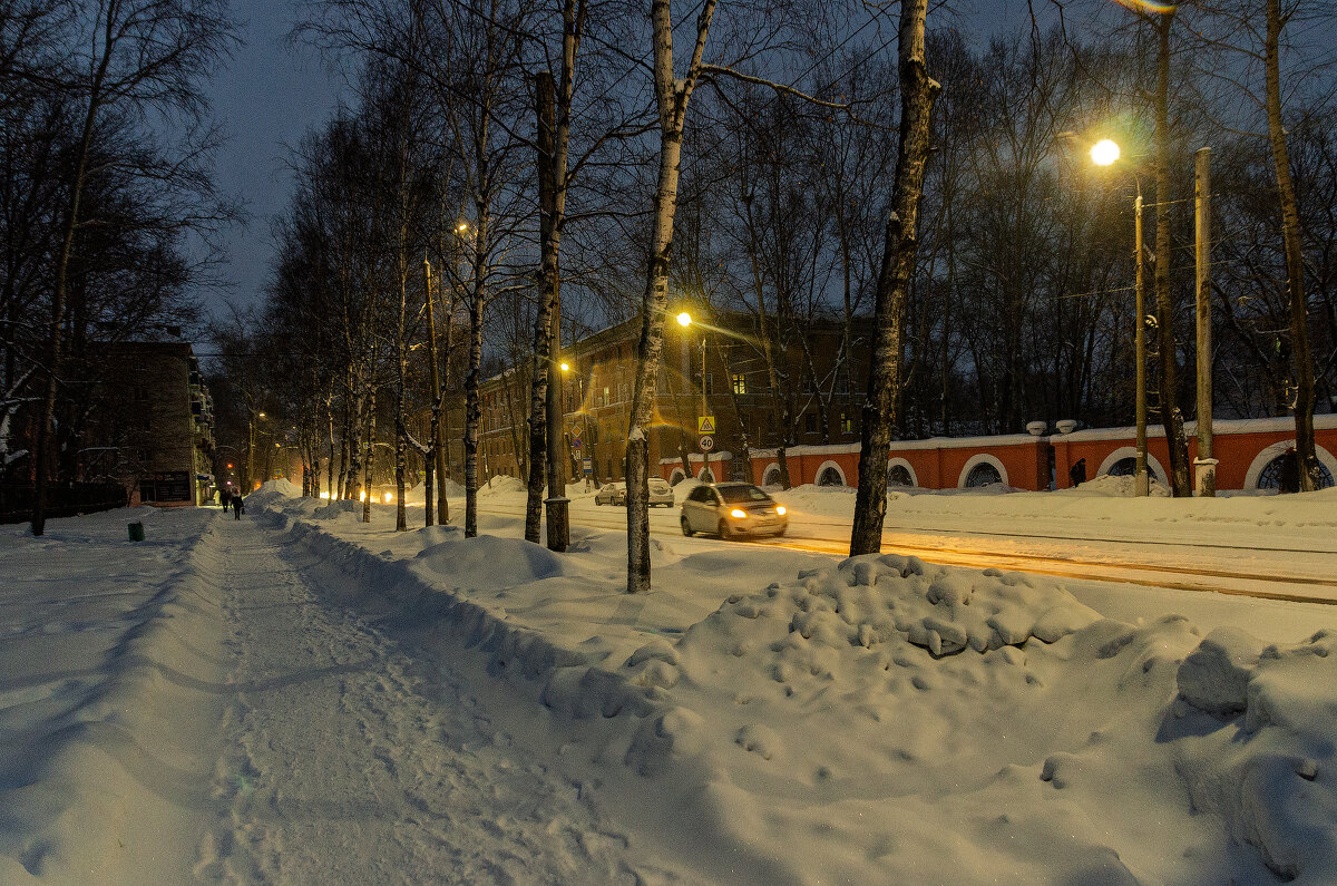 Утро в городе - Виктор Иванович Чернюк
