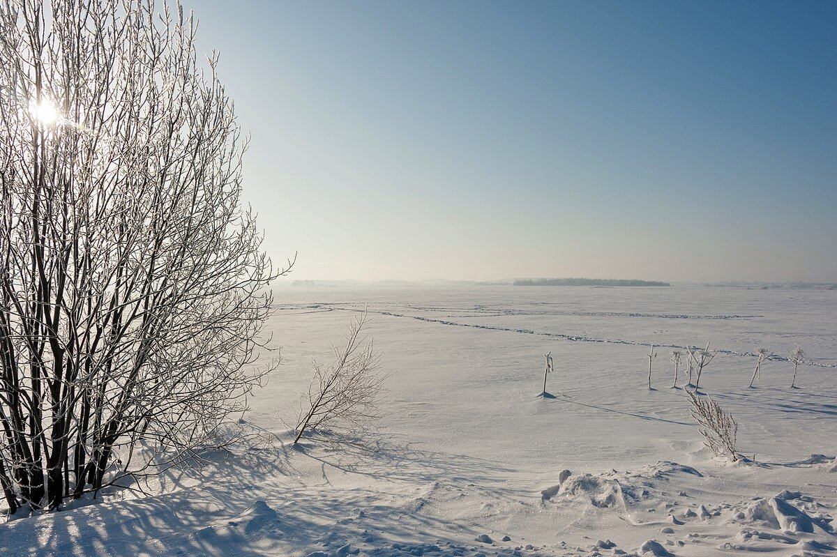Февральским утром - Валерий Иванович Февральским утром - Валерий Иванович