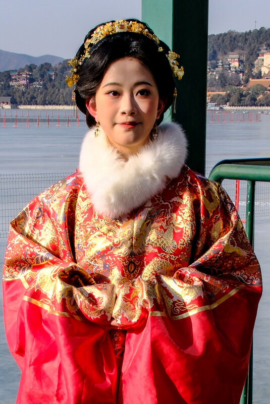 Традиционный костьюм - хорошая традиция - Георгий А