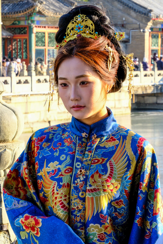 Каждый костьюм красивее предыдущего - Георгий А Каждый костьюм красивее предыдущего - Георгий А