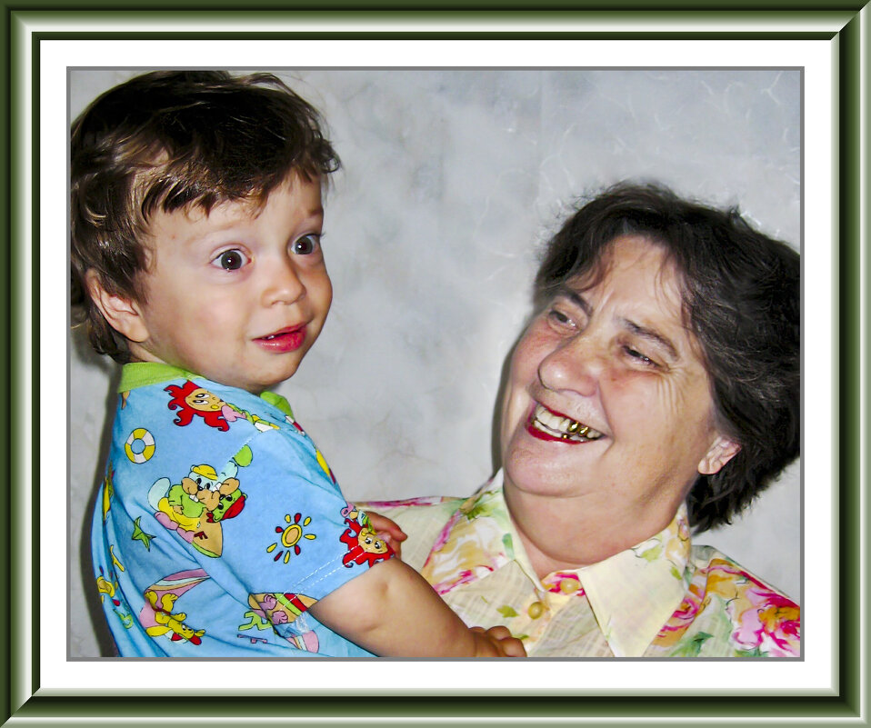 Внучек и бабушка - Владимир Кроливец Внучек и бабушка - Владимир Кроливец