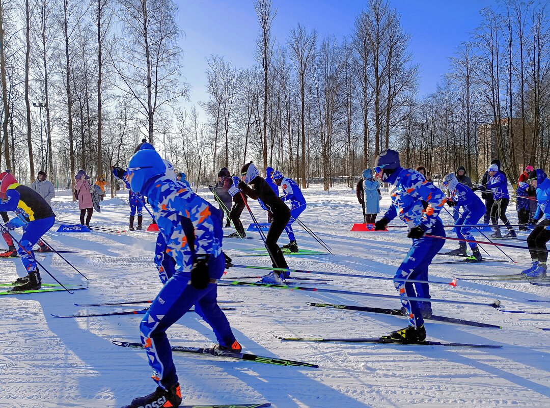 Первые рванули... - Мария Васильева Первые рванули... - Мария Васильева